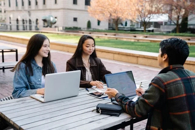 AI feedback reliability student rubric